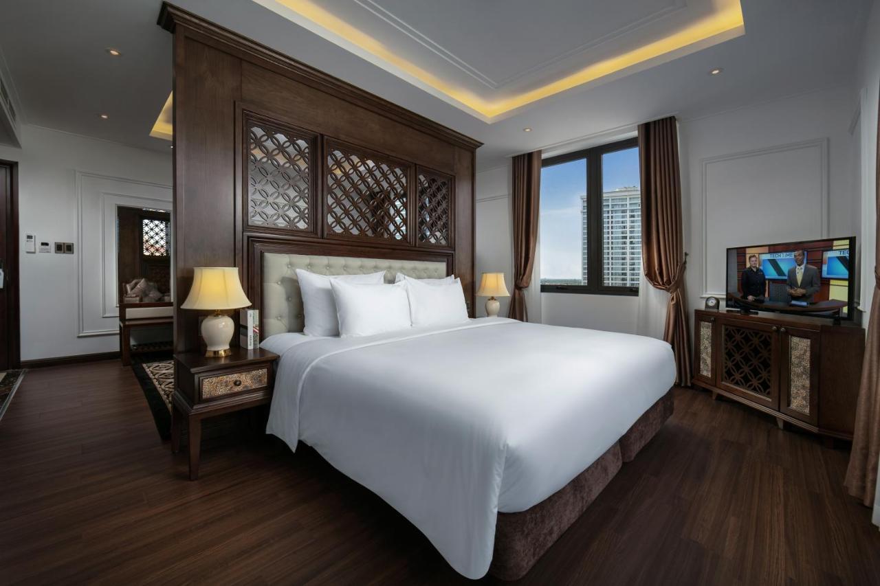 The Q Hotel Hanoi Exterior photo